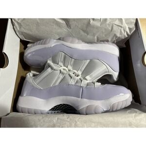 Women's Jordan 11 Retro Low "Pure Violet" Womens 11.5  Mens 10 (AH7860 101)